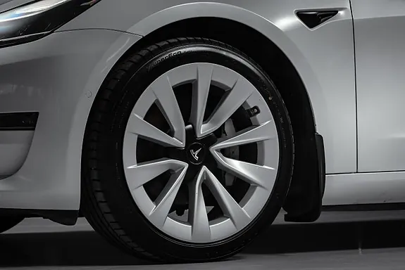 Tesla Model 3 2021 photo 3
