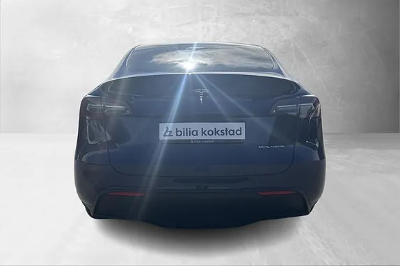 Tesla Model Y 2022 photo 3