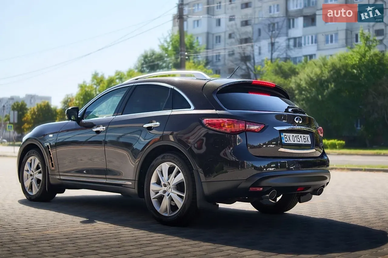 Infiniti Qx70 2015 photo 2