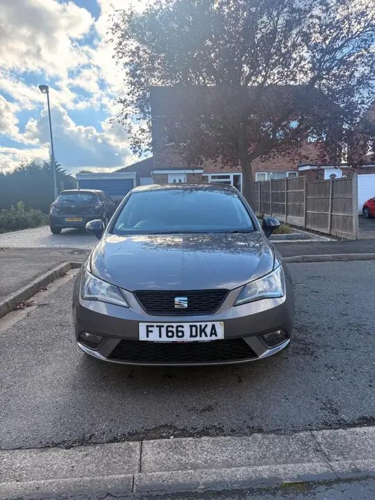 Seat Ibiza 2017 photo 2