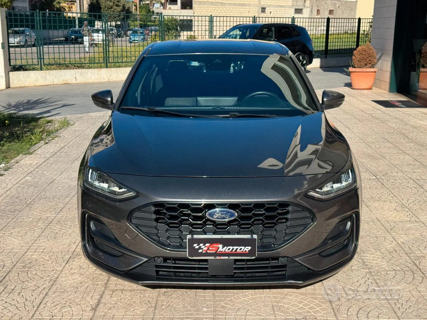 Ford Focus 2022 photo 2