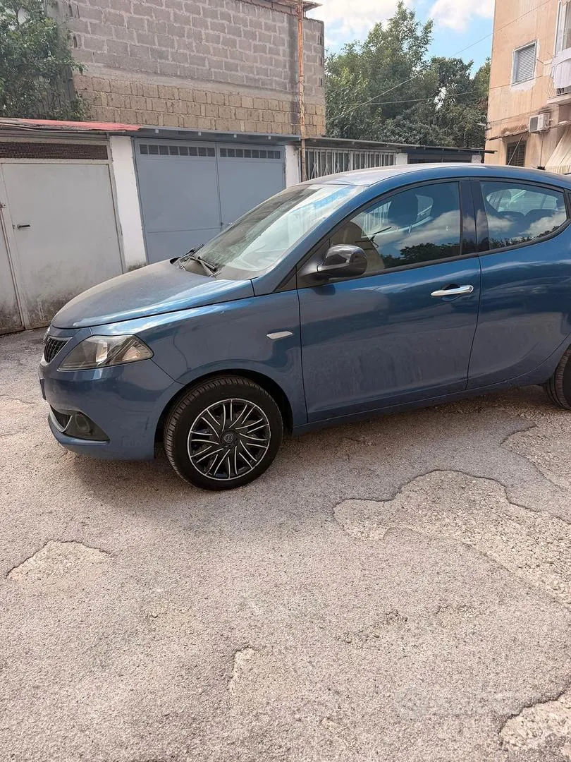 Lancia Ypsilon 2022 photo 5