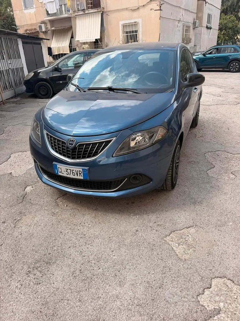 Lancia Ypsilon 2022 photo 3