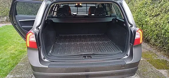 Volvo V70 2008 photo 5