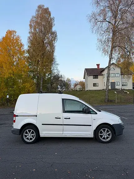 Volkswagen Caddy 2010 photo 2