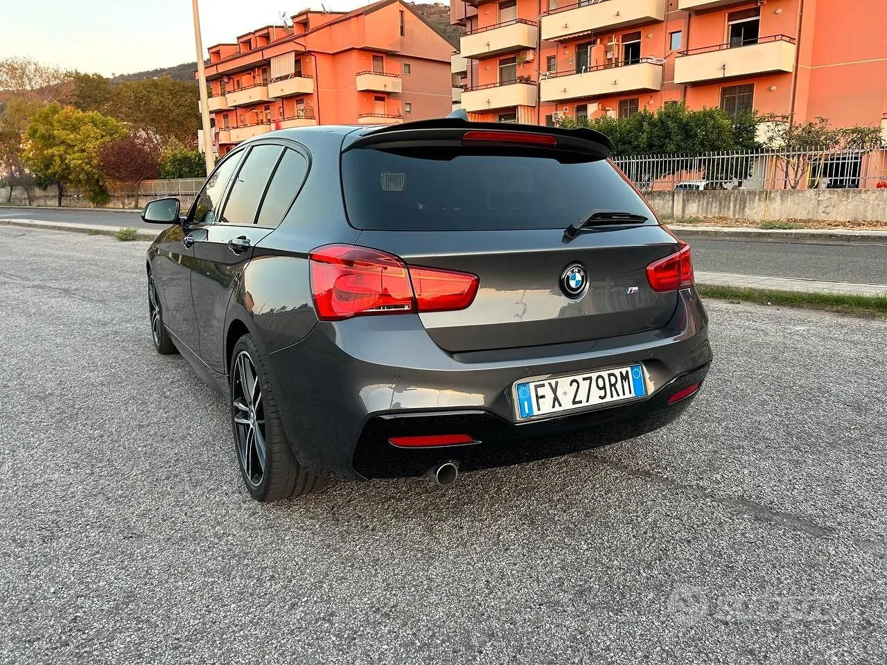 BMW 1 Series 2019 photo 4