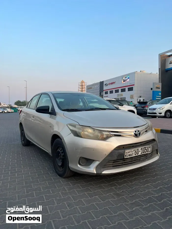 Toyota Yaris 2017 photo 3