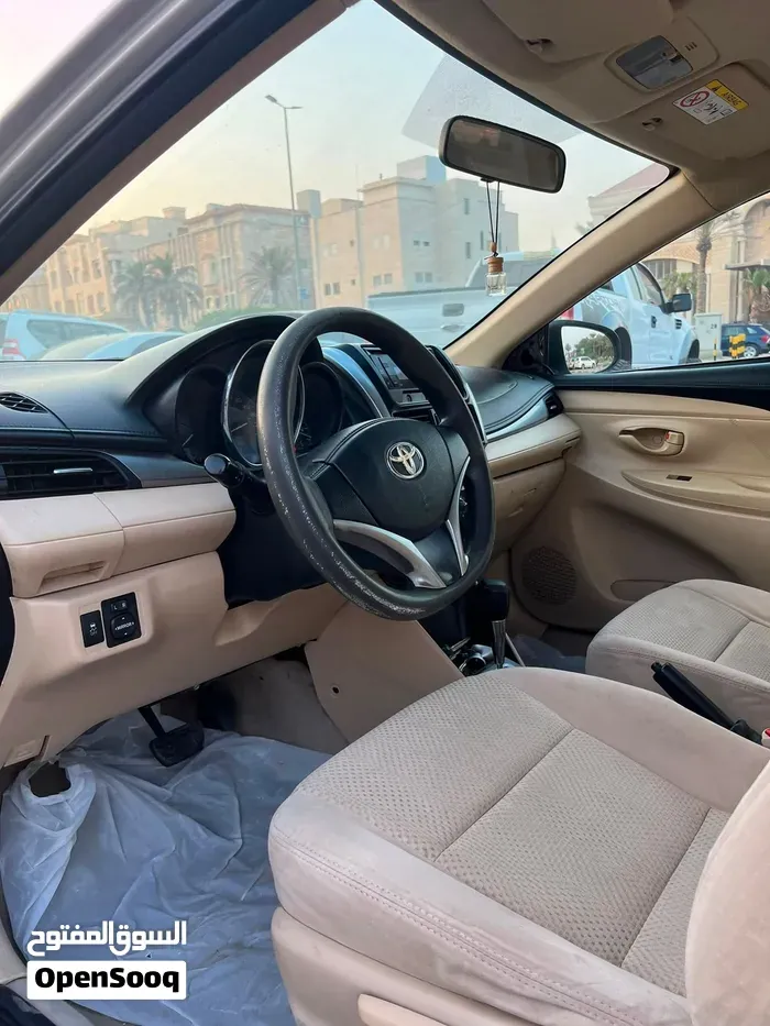 Toyota Yaris 2017 photo 4
