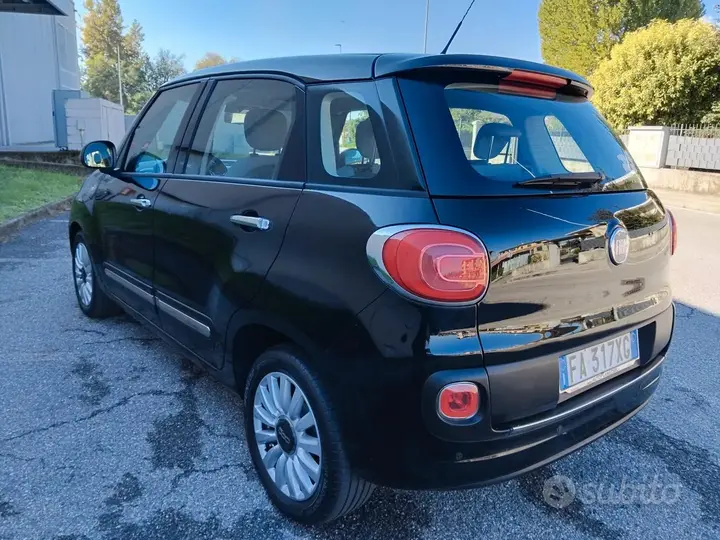 Fiat 500L 2015 photo 2