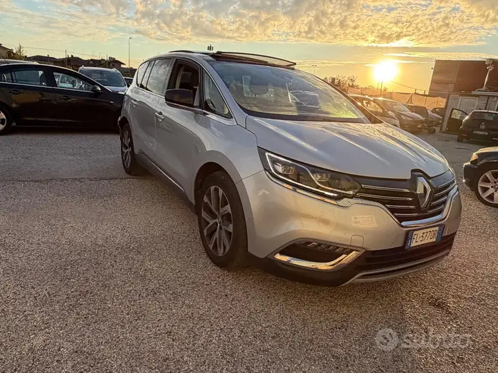 Renault Espace 2017 photo 2
