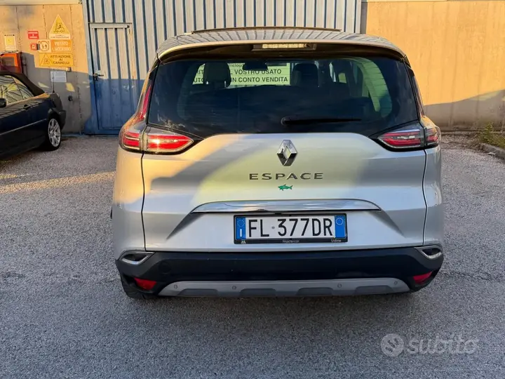 Renault Espace 2017 photo 5