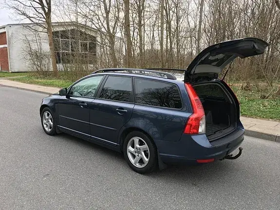 Volvo V50