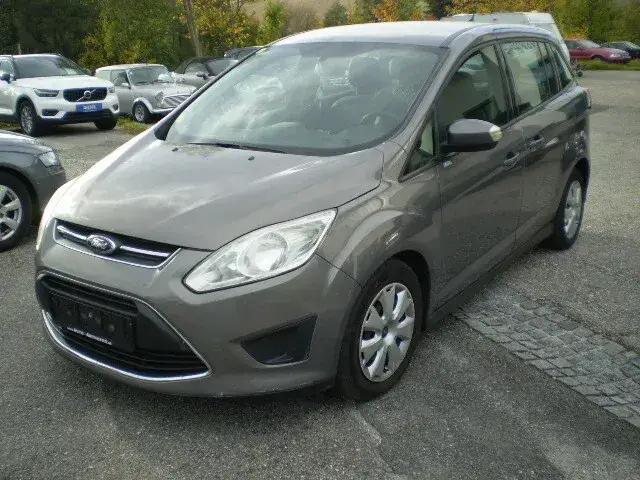 Ford C-Max 2012 photo 3