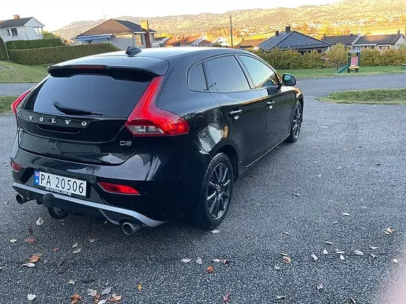 Volvo V40 2015 photo 3