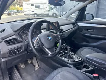 BMW 218 Active Tourer 2014 photo 3