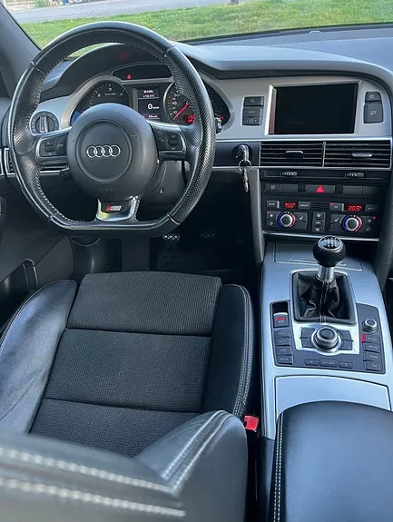 Audi A6 2011 photo 4