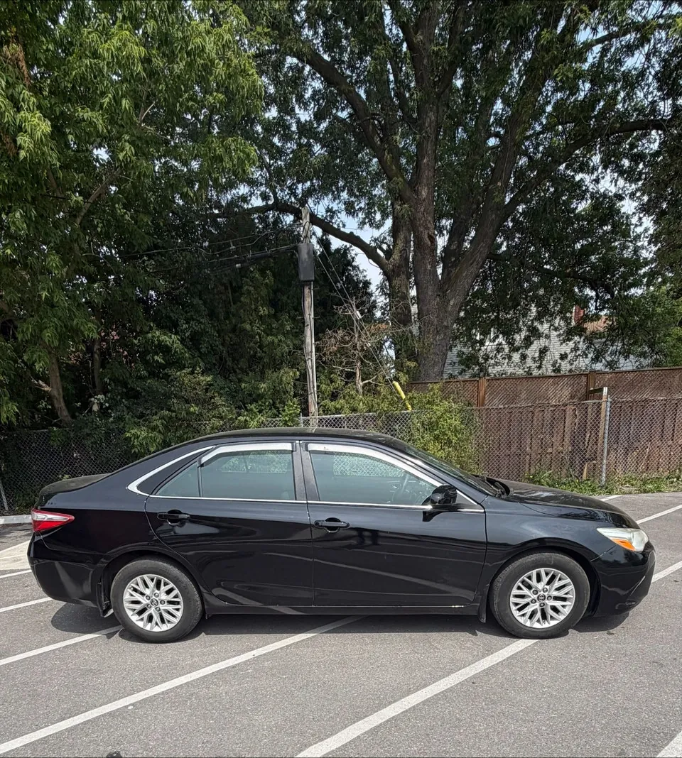 Toyota Camry 2017 photo 3