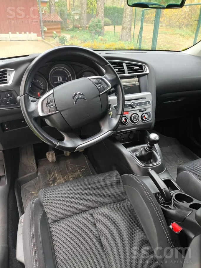Citroen C4 2017 photo 4
