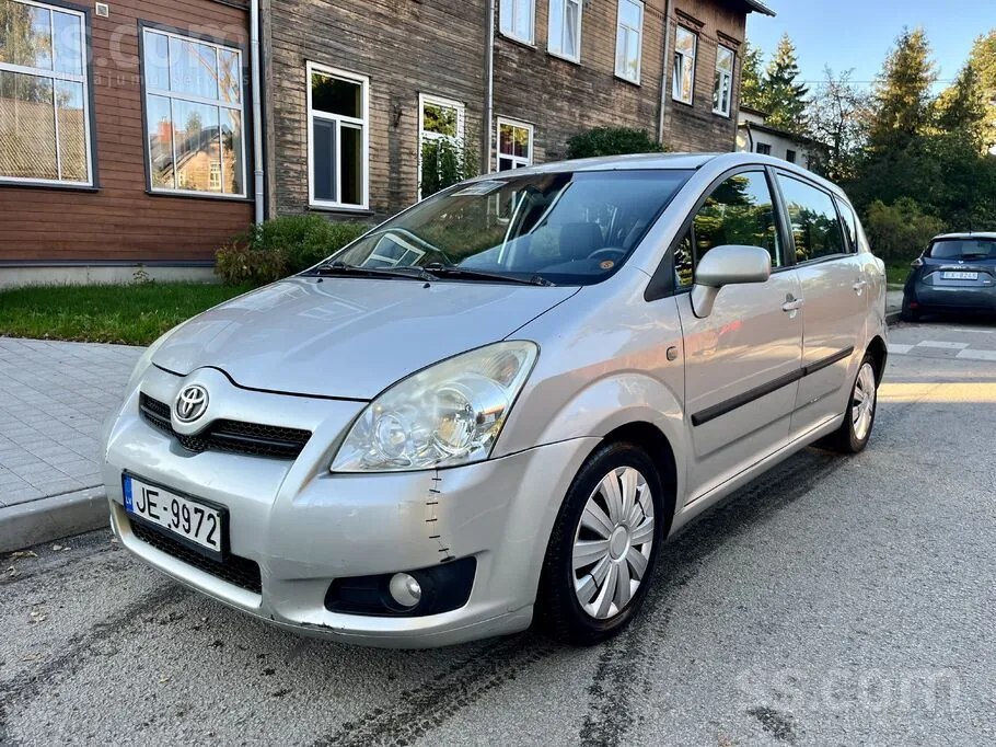 Toyota Corolla Verso 2008 photo 2