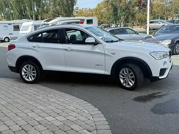 BMW X4 2016 photo 3