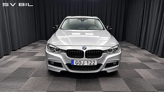 BMW 330I 2018 photo 2