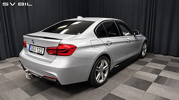BMW 330I 2018 photo 4