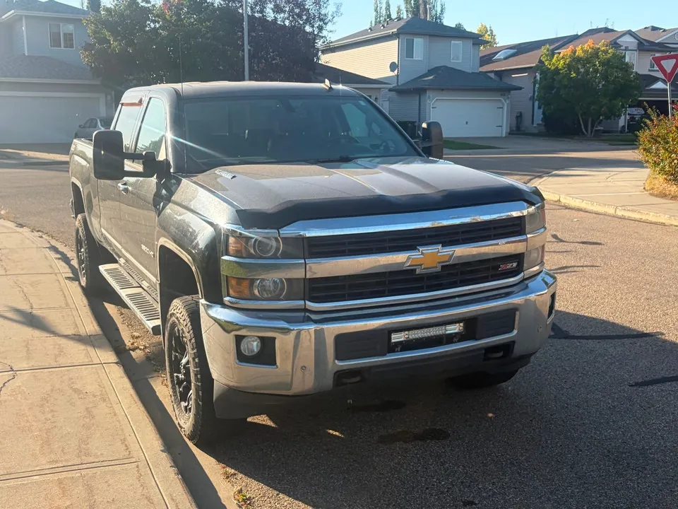 Chevrolet Silverado 3500Hd 2015 photo 3