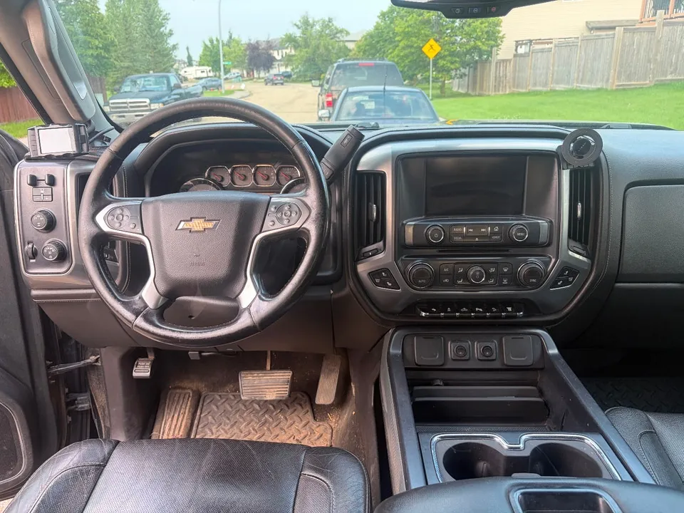 Chevrolet Silverado 3500Hd 2015 photo 5