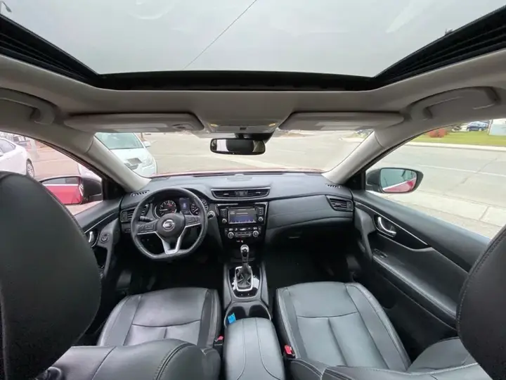 Nissan Rogue 2018 photo 4