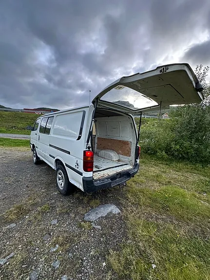 Toyota Hiace 1995 photo 3