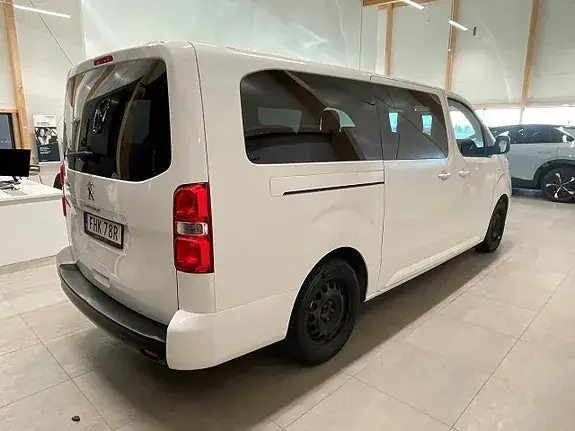 Peugeot Traveller 2022 photo 4