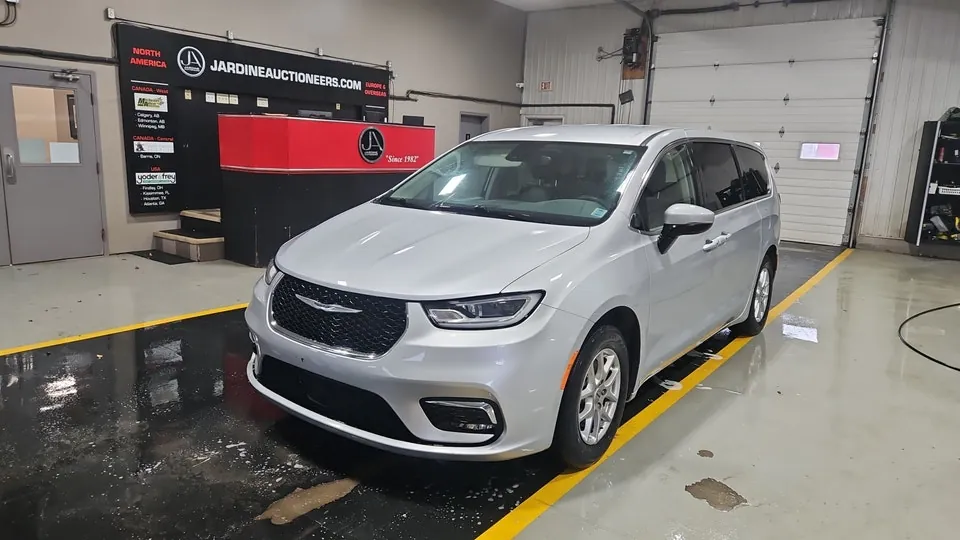 Chrysler Pacifica
