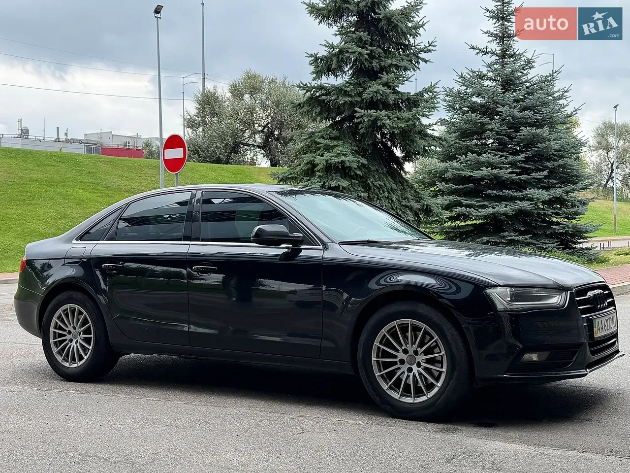 Audi A4 2012 photo 4