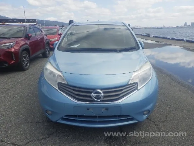 Nissan Note X 2013 photo 5