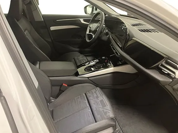 Audi A6 2026 photo 5