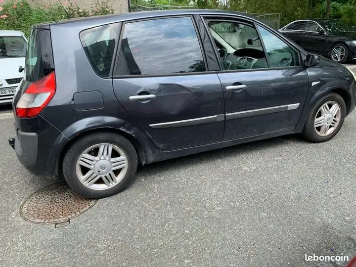 Renault Scenic 2005 photo 3