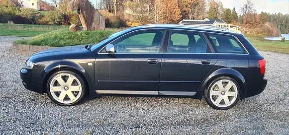 Audi S4 2004 photo 4