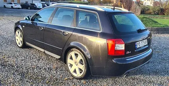 Audi S4 2004 photo 5