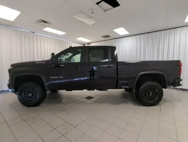 Chevrolet Silverado 2500Hd 2026 photo 5