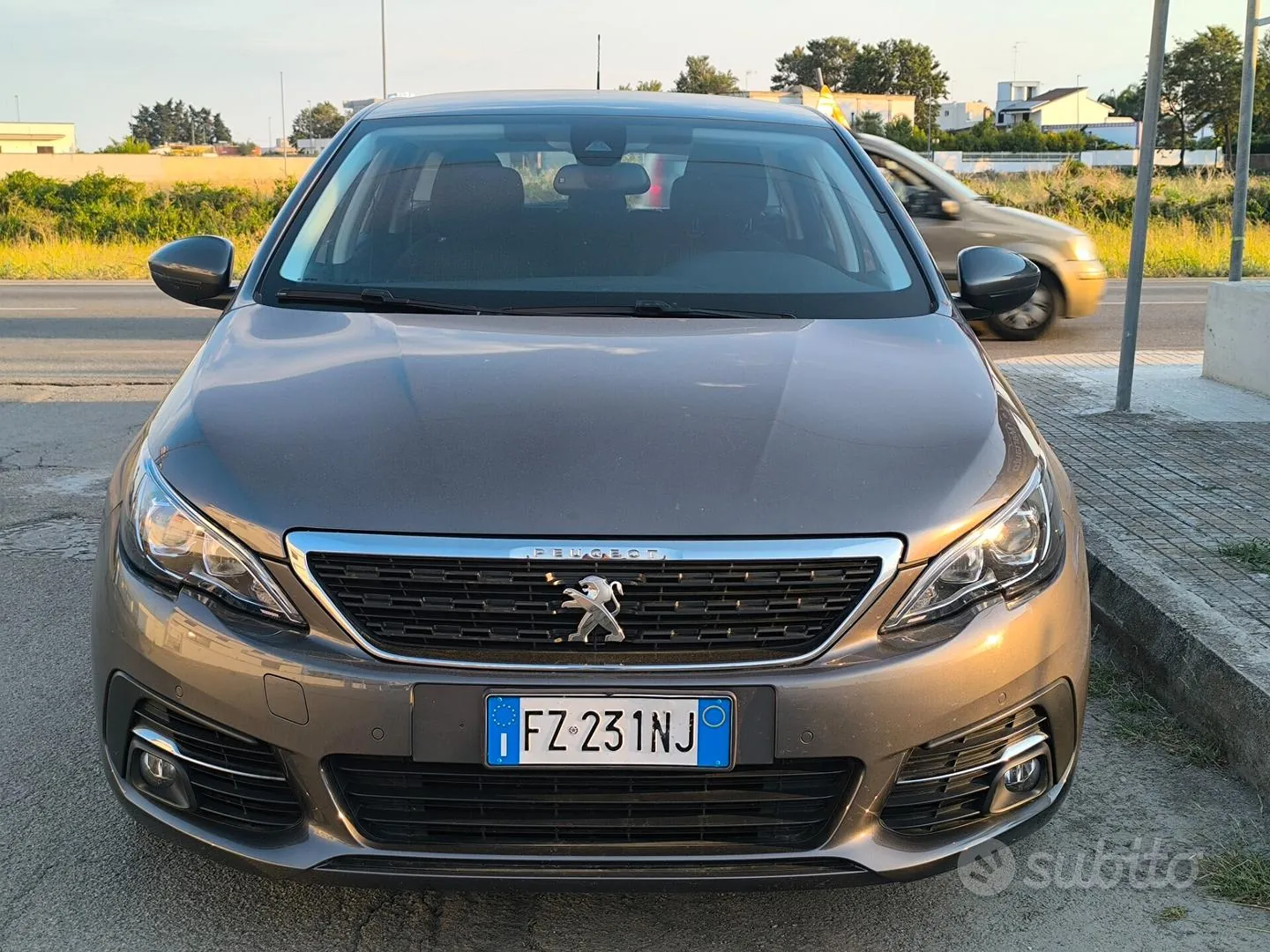 Peugeot 308 2019 photo 2