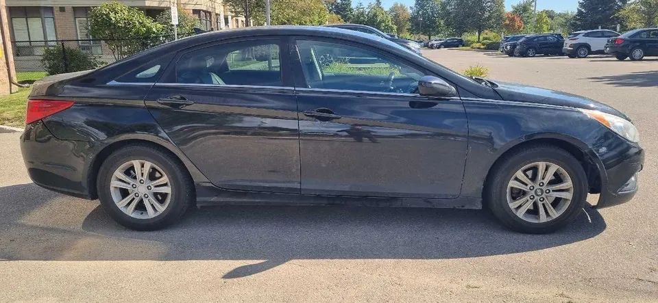 Hyundai Sonata 2011 photo 4