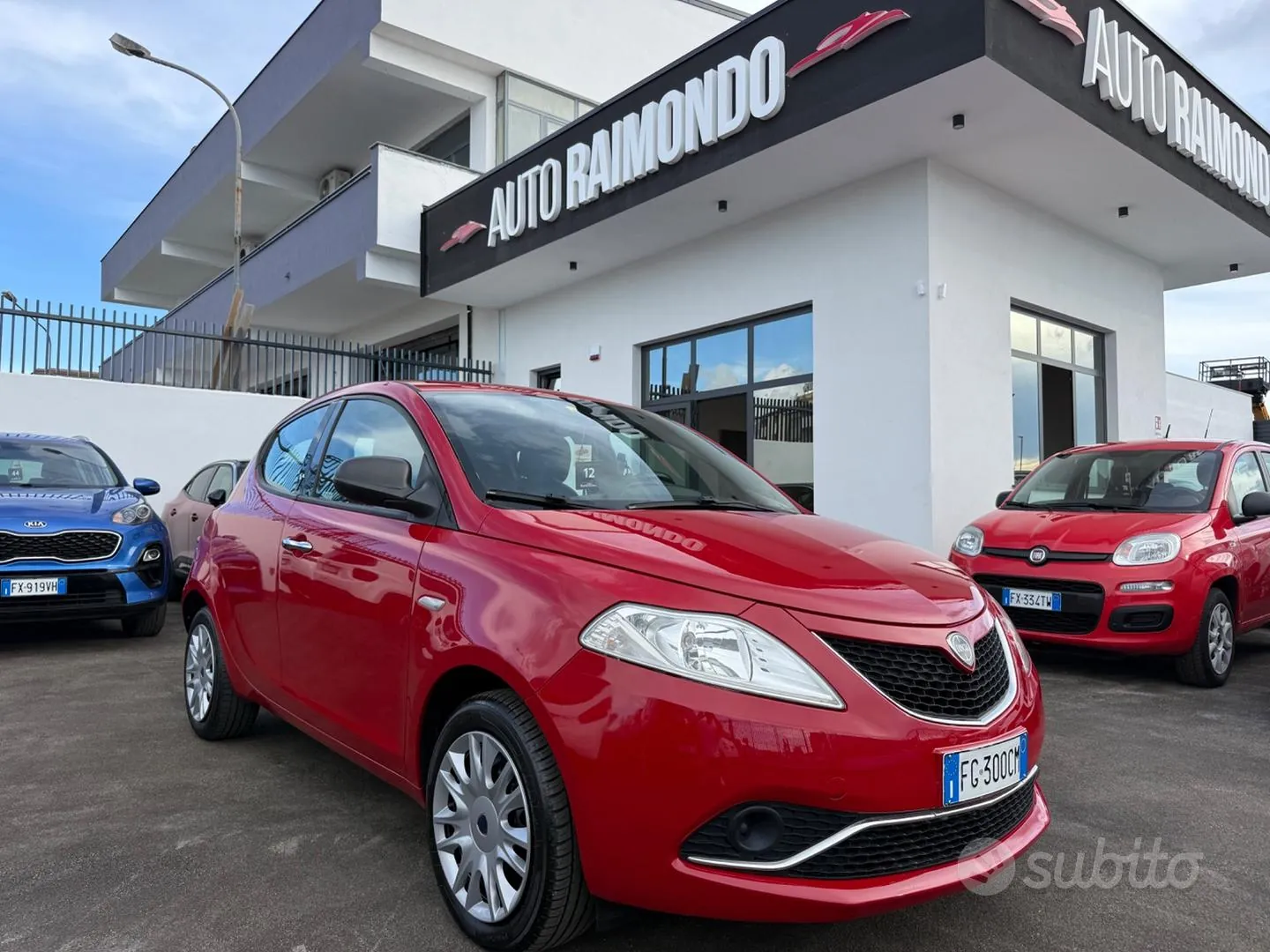Lancia Ypsilon