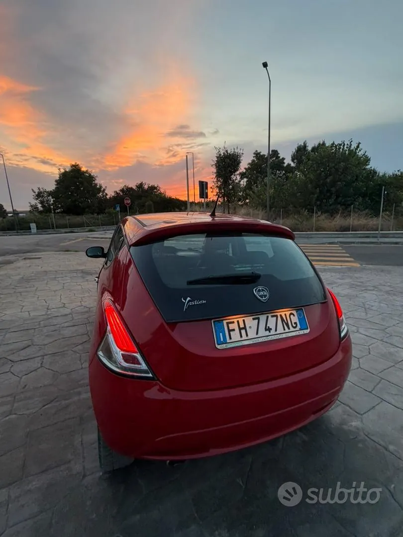 Lancia Ypsilon 2017 photo 3