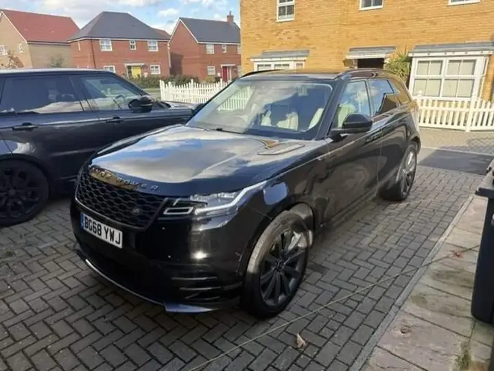 Land Rover Range Rover Velar 2018 photo 2