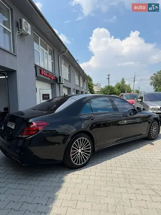 Mercedes-Benz S-Class 2013 photo 5
