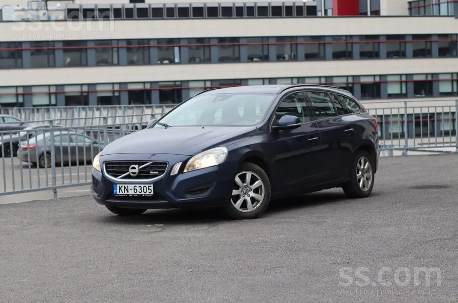 Volvo V60 2012 photo 3