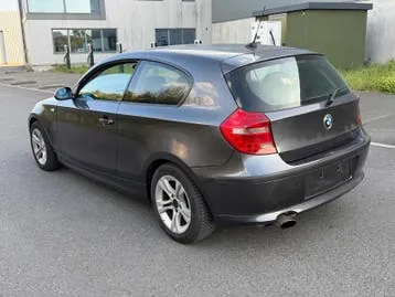 BMW 118I 2007 photo 2