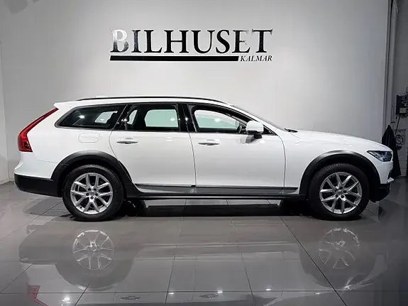 Volvo V90 Cross Country 2018 photo 3