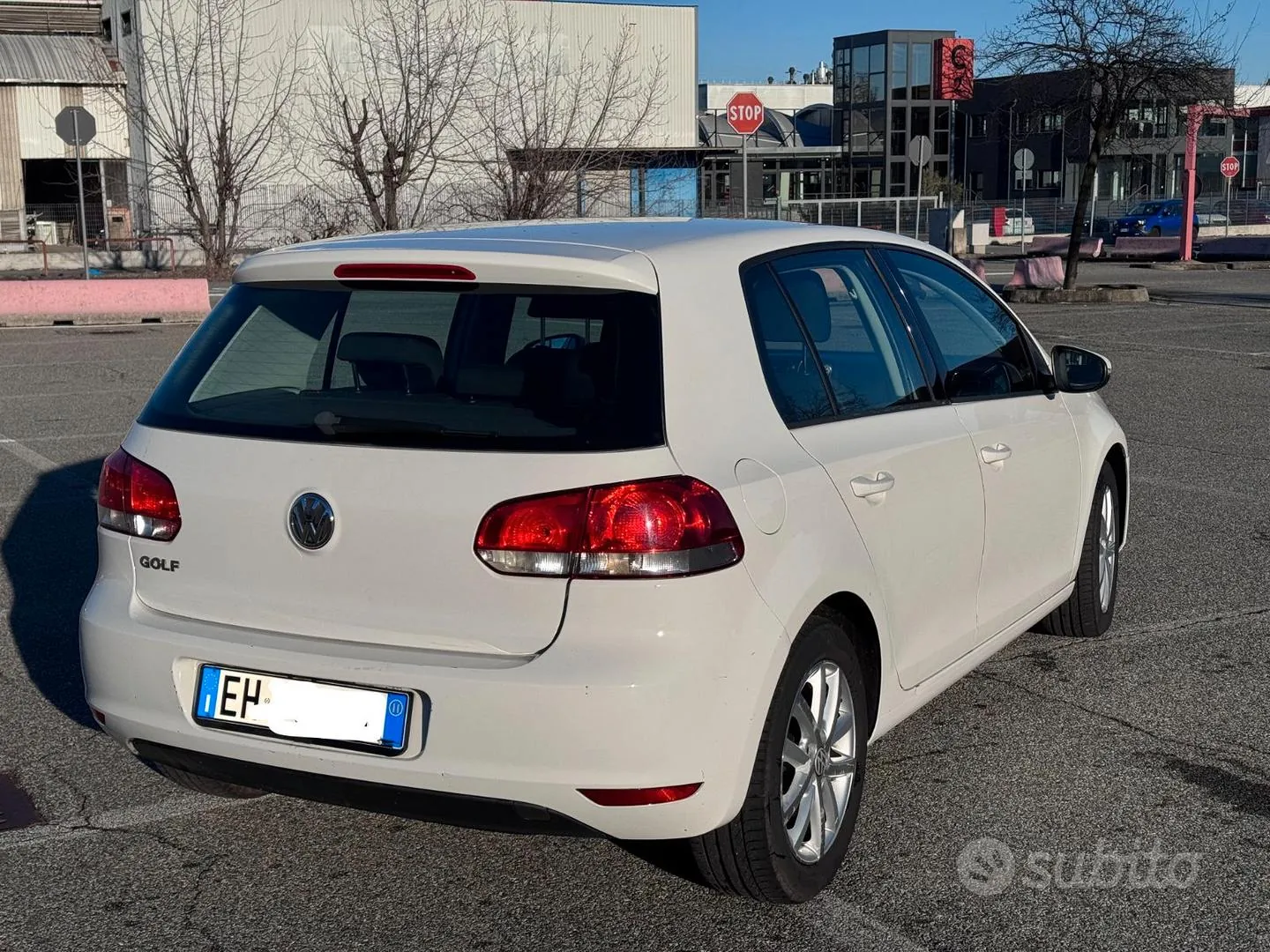 Volkswagen Golf 2011 photo 3