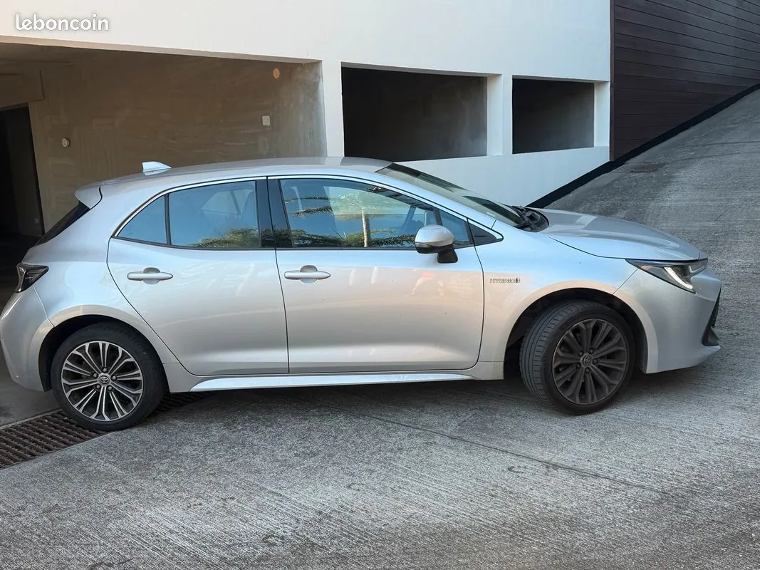 Toyota Corolla 2021 photo 2